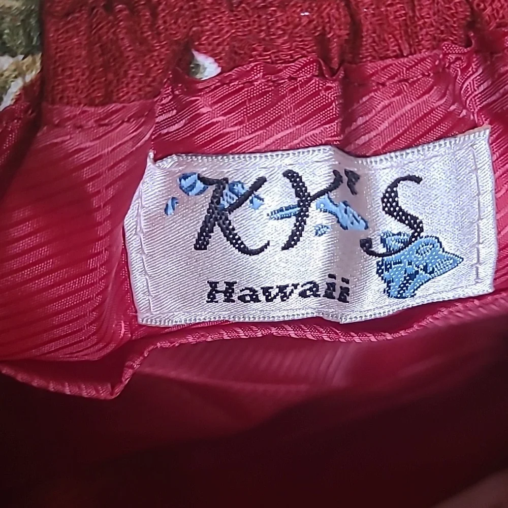 Ky's unique vintage Hawaiian bright beaded hibiscus floral clutch hand bag